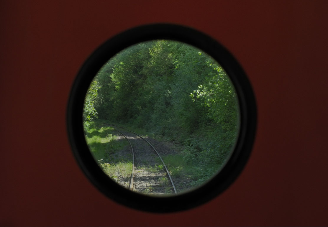 RiegerCordula_LiensFamiliers_CourtesySixpackfilm1